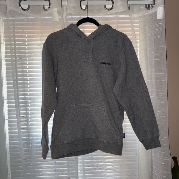 Patagonia Gray Sweatshirt - Picture 2 of 5